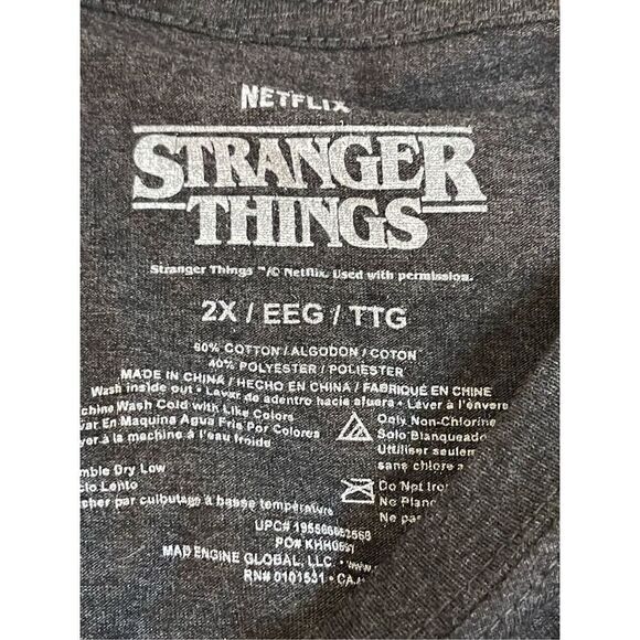 Stranger Things short sleeve tshirt 2X NWT - Picture 5 of 5